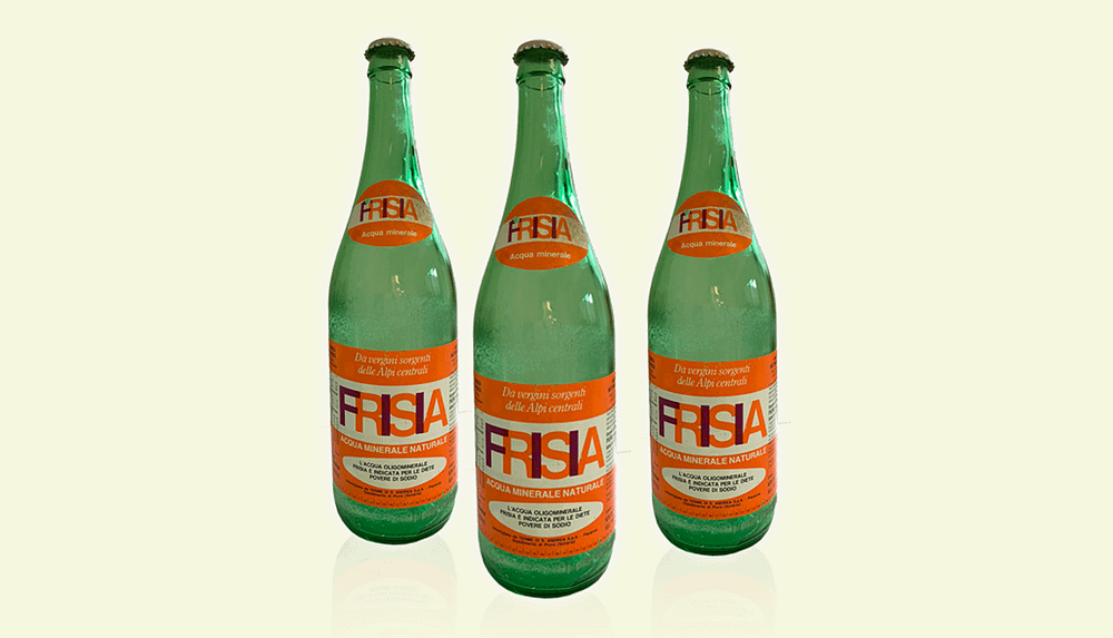 Bottiglie in vetro acqua frisia anni 60